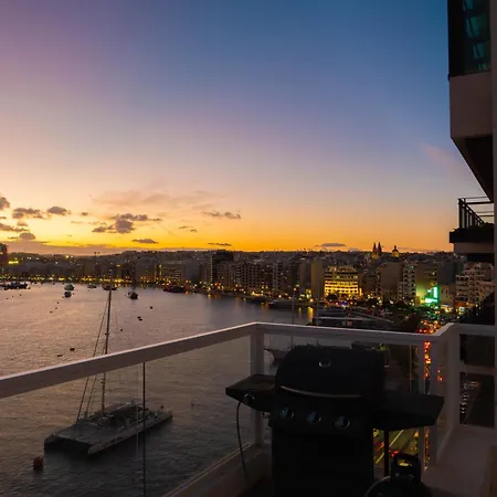 Tigne Seafront & Jacuzzi Sliema