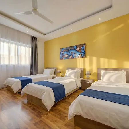 Tigne Seafront & Jacuzzi Apartman