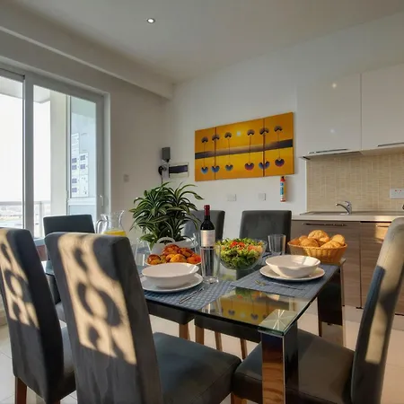 Apartman Tigne Seafront & Jacuzzi *