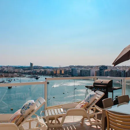 Tigne Seafront & Jacuzzi Sliema