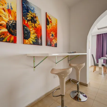 Apartman Tigne Seafront & Jacuzzi *
