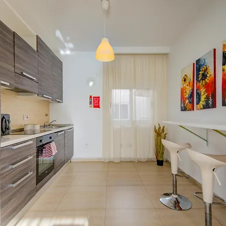 Apartman Tigne Seafront & Jacuzzi