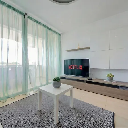 Apartman Tigne Seafront & Jacuzzi *